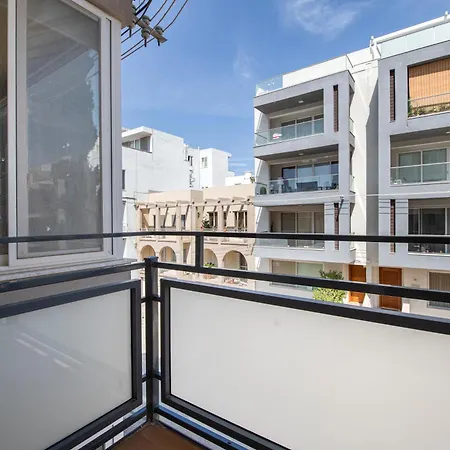 Chic, Stylish 1 Bedroom - Close To Sliema, Saint Julian's