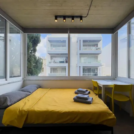 Appartement Chic, Stylish 1 Bedroom - Close To Sliema, Saint Julian's Is-Swieqi