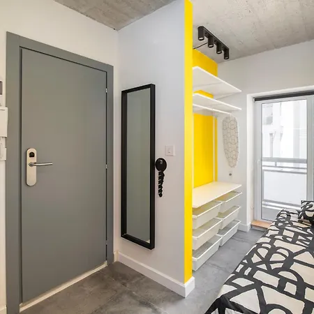 Appartement Chic, Stylish 1 Bedroom - Close To Sliema, Saint Julian's