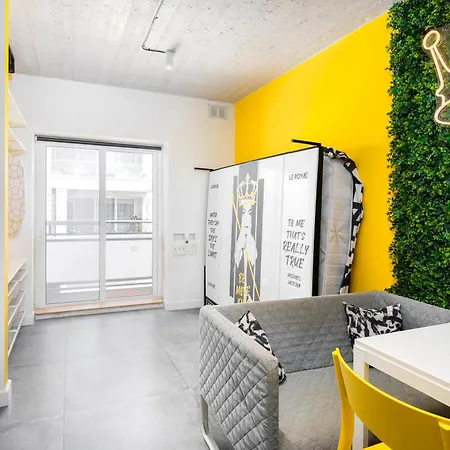 Appartement Chic, Stylish 1 Bedroom - Close To Sliema, Saint Julian's *