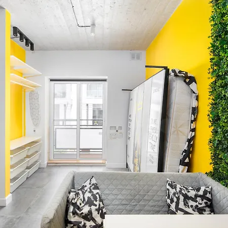 Chic, Stylish 1 Bedroom - Close To Sliema, Saint Julian's *