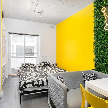 Chic, Stylish 1 Bedroom - Close To Sliema, Saint Julian's Apartment